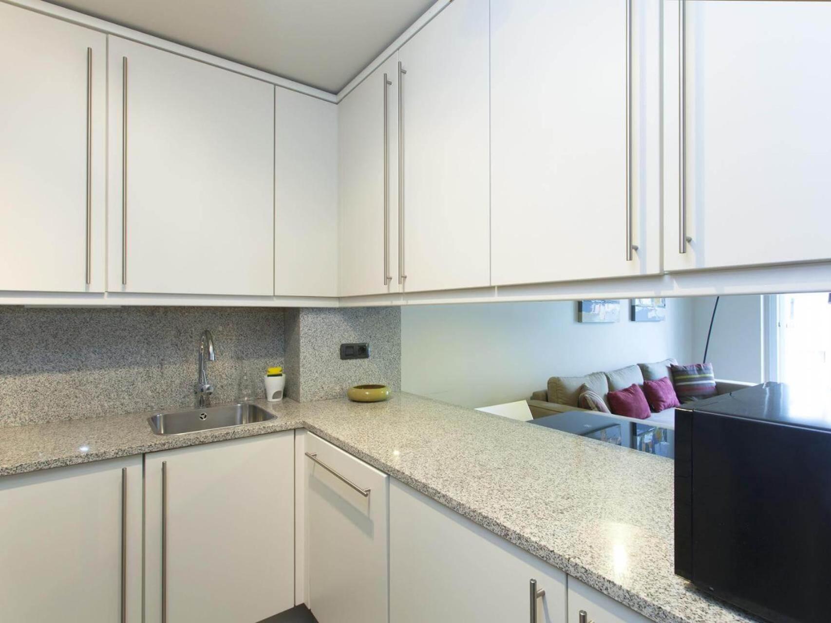 Lovely Sagrada Familia Apartment *