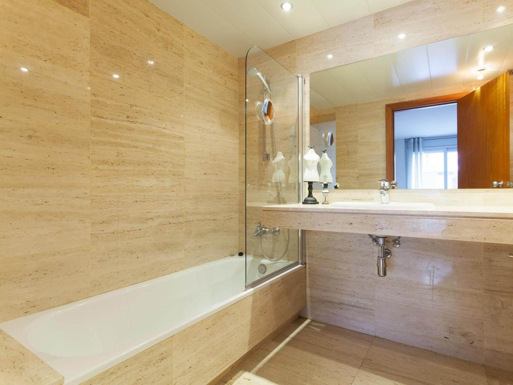 Lovely Sagrada Familia Apartment Barcelona
